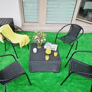 https://on-holiday-apartamenty-baltycka.kolobrzeghotels.com